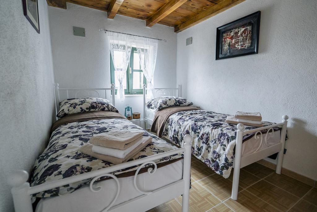 Apartman Studio Zdravko Eco Village Imotski Exterior photo